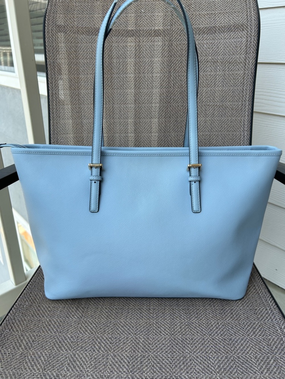 Michael Kors Jet Set Sky Blue Saffiano Leather Tote with gold tone MK Charm - Picture 10 of 14